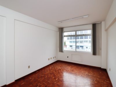 Sala para alugar com 26m² no bairro Passo d'Areia em Porto Alegre - Foto 4