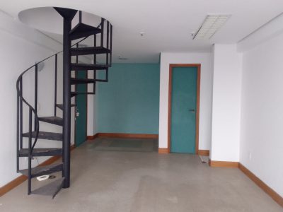 Sala para alugar com 98m² no bairro Três Figueiras em Porto Alegre - Foto 3