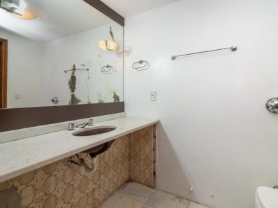 Apartamento para alugar com 127m², 3 quartos no bairro Moinhos de Vento em Porto Alegre - Foto 2