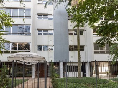 Apartamento para alugar com 127m², 3 quartos no bairro Moinhos de Vento em Porto Alegre - Foto 10