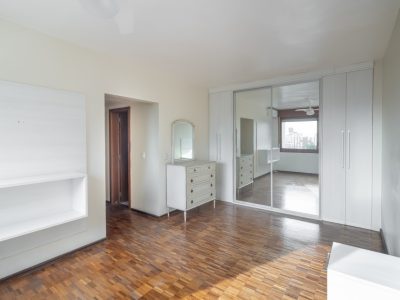 Apartamento para alugar com 127m², 3 quartos no bairro Moinhos de Vento em Porto Alegre - Foto 13