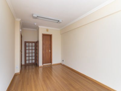 Sala para alugar com 23m² no bairro Auxiliadora em Porto Alegre - Foto 4