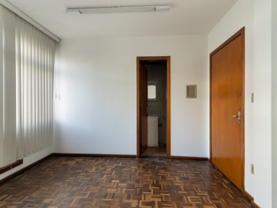 Sala para alugar com 26m² no bairro Passo d'Areia em Porto Alegre - Foto 6