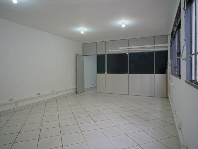 Sala para alugar com 157m² no bairro Centro Histórico em Porto Alegre - Foto 10