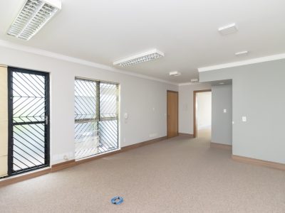 Sala para alugar com 76m² no bairro Petrópolis em Porto Alegre - Foto 3