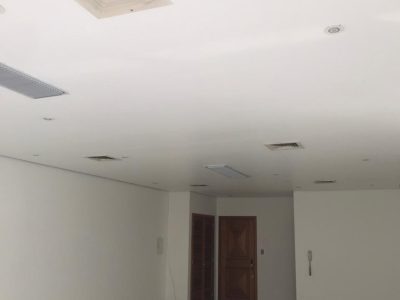 Sala para alugar com 57m² no bairro Floresta em Porto Alegre - Foto 2