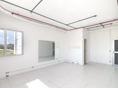 Sala para alugar com 35m² no bairro Partenon em Porto Alegre - Foto 4