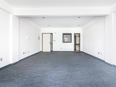 Sala para alugar com 42m² no bairro Centro Histórico em Porto Alegre - Foto 3