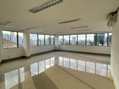 Sala para alugar com 90m² no bairro Auxiliadora em Porto Alegre - Foto 5