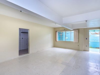 Casa Comercial para alugar com 695m², 1 quarto no bairro Passo d'Areia em Porto Alegre - Foto 11