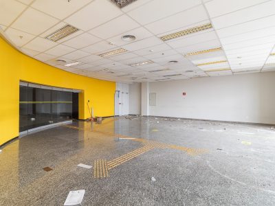 Prédio para alugar com 1.113m² no bairro Cristal em Porto Alegre - Foto 4