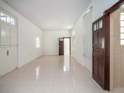 Casa Comercial para alugar com 150m², 1 quarto no bairro Menino Deus em Porto Alegre - Foto 9