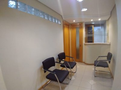 Sala para alugar com 58m² no bairro Moinhos de Vento em Porto Alegre - Foto 2