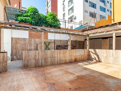 Casa Comercial para alugar com 225m², 1 quarto no bairro Moinhos de Vento em Porto Alegre - Foto 16