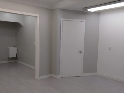 Casa Comercial para alugar com 240m², 1 quarto no bairro Moinhos de Vento em Porto Alegre - Foto 14