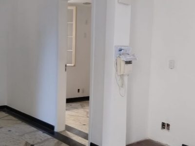 Casa Comercial para alugar com 240m², 1 quarto no bairro Moinhos de Vento em Porto Alegre - Foto 17