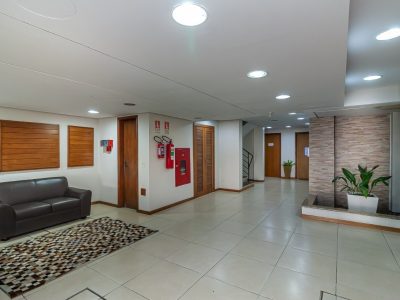 Sala para alugar com 39m² no bairro Floresta em Porto Alegre - Foto 3