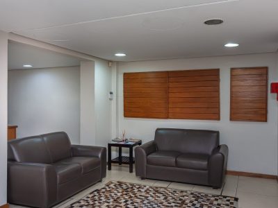 Sala para alugar com 39m² no bairro Floresta em Porto Alegre - Foto 4