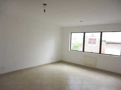 Sala para alugar com 27m² no bairro Passo d'Areia em Porto Alegre - Foto 6