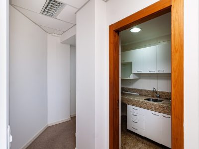 Sala para alugar com 244m² no bairro Anchieta em Porto Alegre - Foto 17