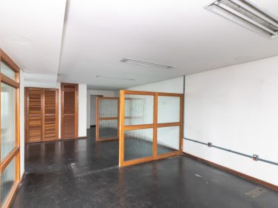 Sala para alugar com 165m² no bairro São Geraldo em Porto Alegre - Foto 5