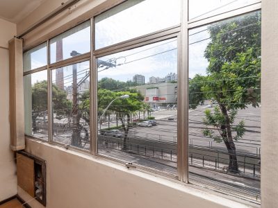 Sala para alugar com 35m² no bairro Floresta em Porto Alegre - Foto 4