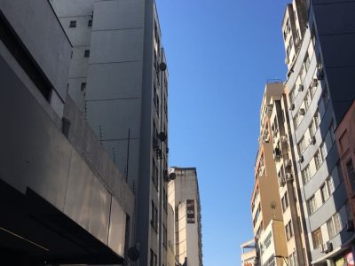 Sala para alugar com 205m² no bairro Centro Histórico em Porto Alegre - Foto 3