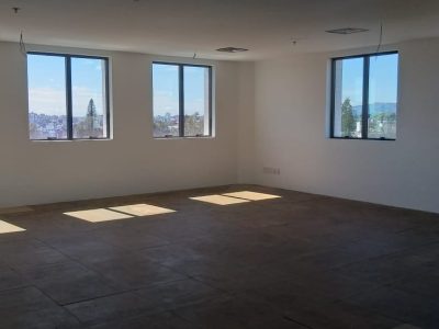 Sala para alugar com 99m² no bairro São João em Porto Alegre - Foto 4