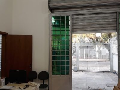 Prédio para alugar com 414m² no bairro Floresta em Porto Alegre - Foto 2