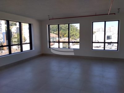 Sala para alugar com 55m² no bairro Floresta em Porto Alegre - Foto 21