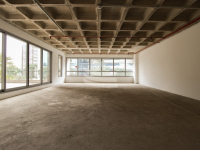 Sala para alugar com 80m² no bairro Floresta em Porto Alegre - Foto 7