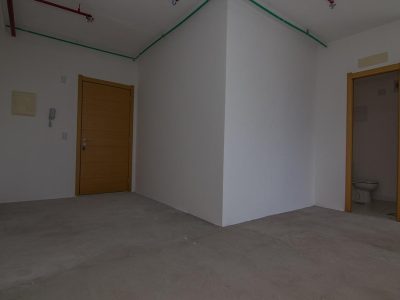 Sala para alugar com 40m² no bairro Três Figueiras em Porto Alegre - Foto 6