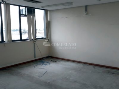 Prédio para alugar com 1.411m² no bairro Floresta em Porto Alegre - Foto 4