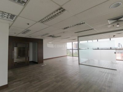 Sala para alugar com 145m² no bairro Centro Histórico em Porto Alegre - Foto 9