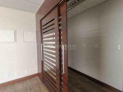 Sala para alugar com 145m² no bairro Centro Histórico em Porto Alegre - Foto 12