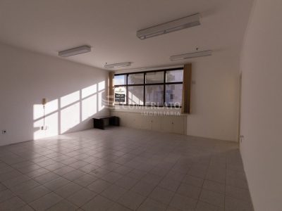 Sala para alugar com 43m² no bairro Auxiliadora em Porto Alegre - Foto 5