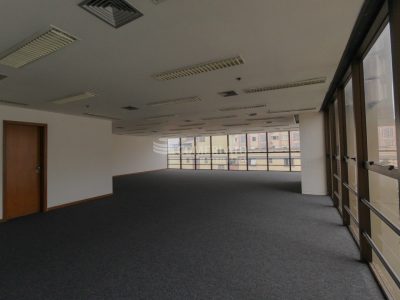 Sala para alugar com 145m² no bairro Centro Histórico em Porto Alegre - Foto 7