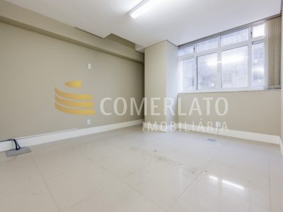 Sala para alugar com 598m² no bairro Centro Histórico em Porto Alegre - Foto 15