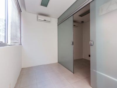 Sala para alugar com 117m² no bairro Moinhos de Vento em Porto Alegre - Foto 4