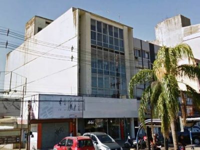 Prédio para alugar com 1.000m² no bairro Vila Veranópolis em Cachoeirinha - Foto 2