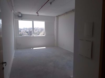 Sala para alugar com 32m² no bairro Santana em Porto Alegre - Foto 2