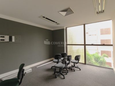 Sala para alugar com 141m² no bairro Centro Histórico em Porto Alegre - Foto 7