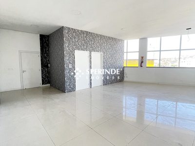 Sala para alugar com 113m² no bairro Azenha em Porto Alegre - Foto 2