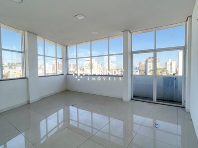 Sala para alugar com 113m² no bairro Azenha em Porto Alegre - Foto 4