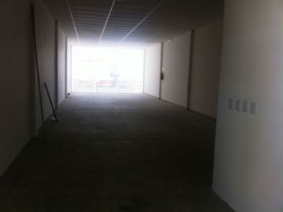 Loja para alugar com 353m² no bairro Passo d'Areia em Porto Alegre - Foto 4