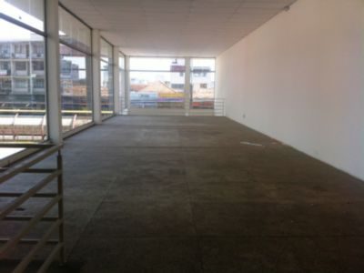 Loja para alugar com 234m² no bairro Passo d'Areia em Porto Alegre - Foto 6