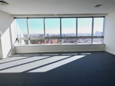 Sala para alugar com 68m² no bairro Três Figueiras em Porto Alegre - Foto 6