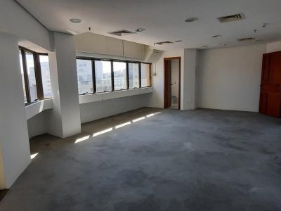 Sala para alugar com 45m² no bairro Moinhos de Vento em Porto Alegre - Foto 2