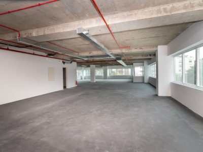 Sala para alugar com 666m² no bairro Auxiliadora em Porto Alegre - Foto 2