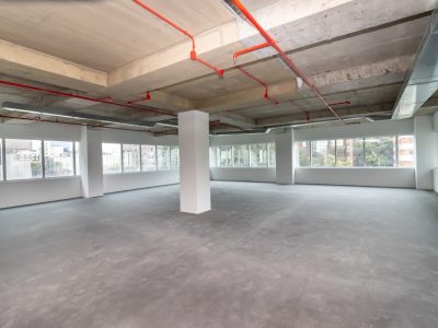 Sala para alugar com 666m² no bairro Auxiliadora em Porto Alegre - Foto 5